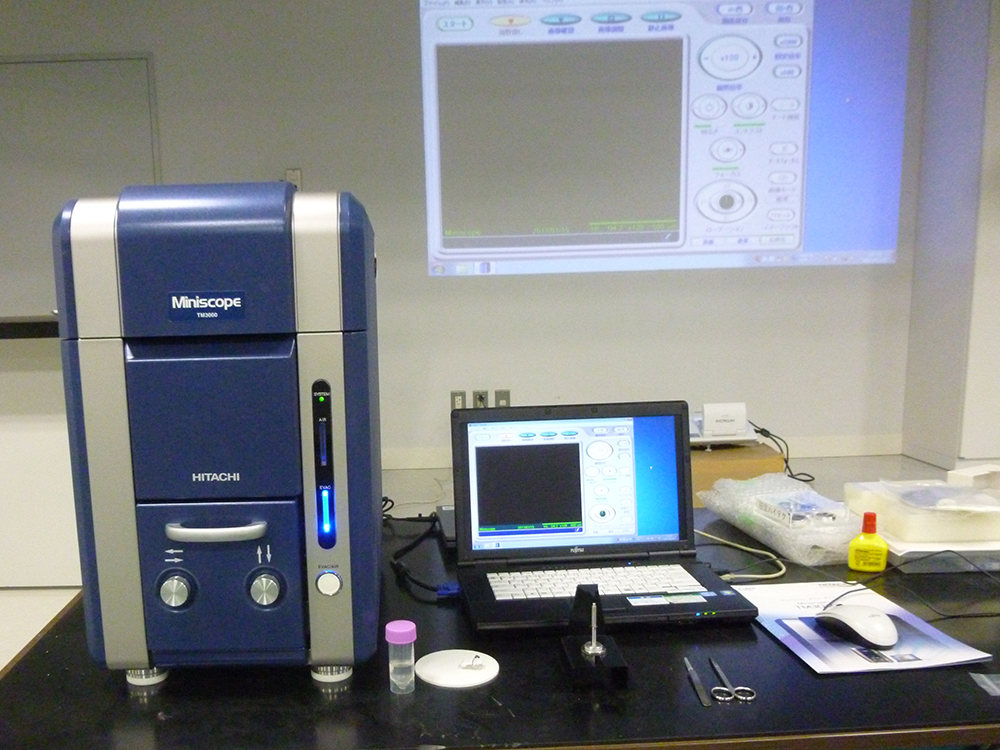 卓上電子顕微鏡「MiniscopeR TM3000」
